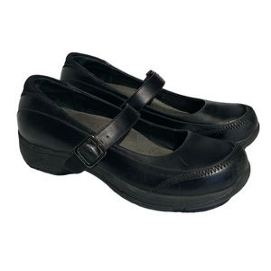 Dansko black leather Mary Jane loafers shoes size 40 (9.5-10)